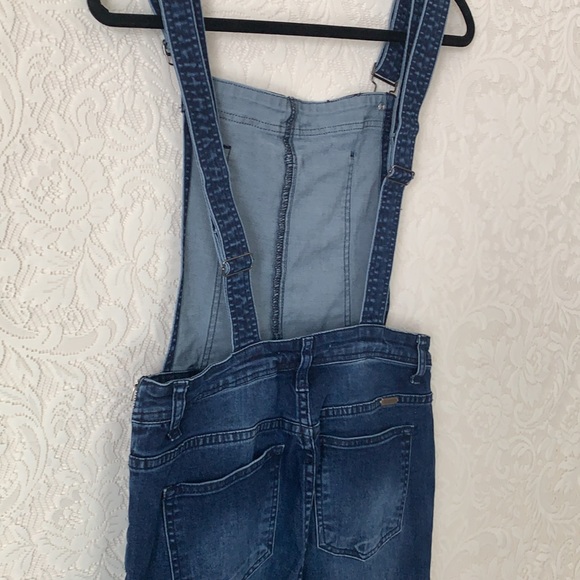 ❌SOLD❌
 Won't Let You Go Denim Overalls - Picture 11 of 14